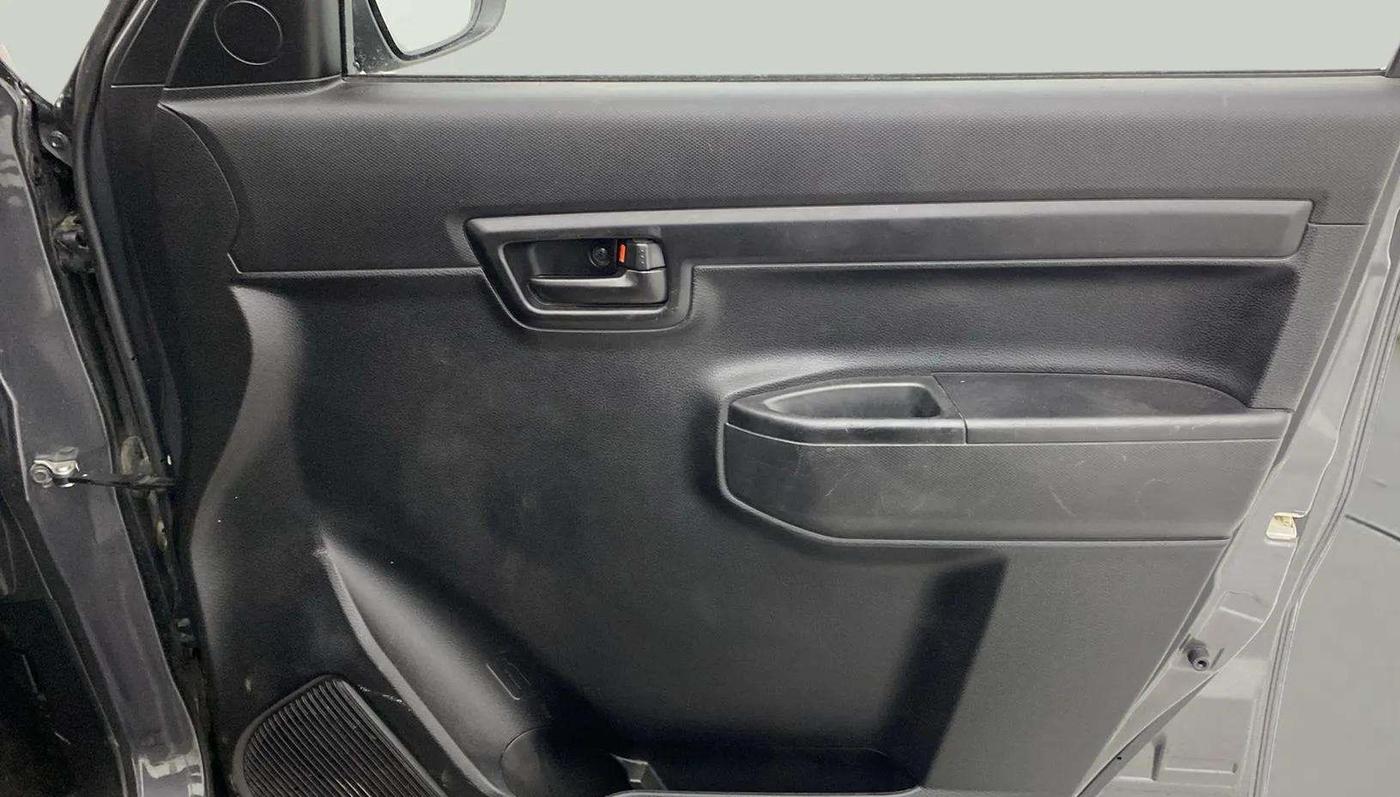 2022 Maruti S PRESSO VXI+, Petrol, Manual, 19,855 km, Driver Side Door Panels Control