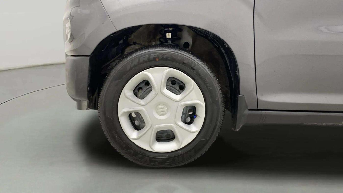 2022 Maruti S PRESSO VXI+, Petrol, Manual, 19,855 km, Left Front Wheel