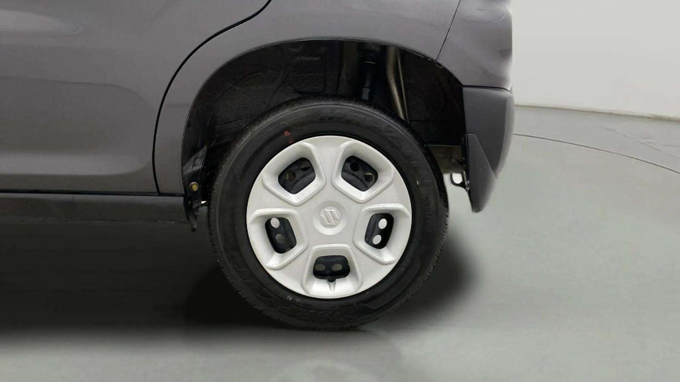 2022 Maruti S PRESSO VXI+, Petrol, Manual, 19,855 km, Left Rear Wheel