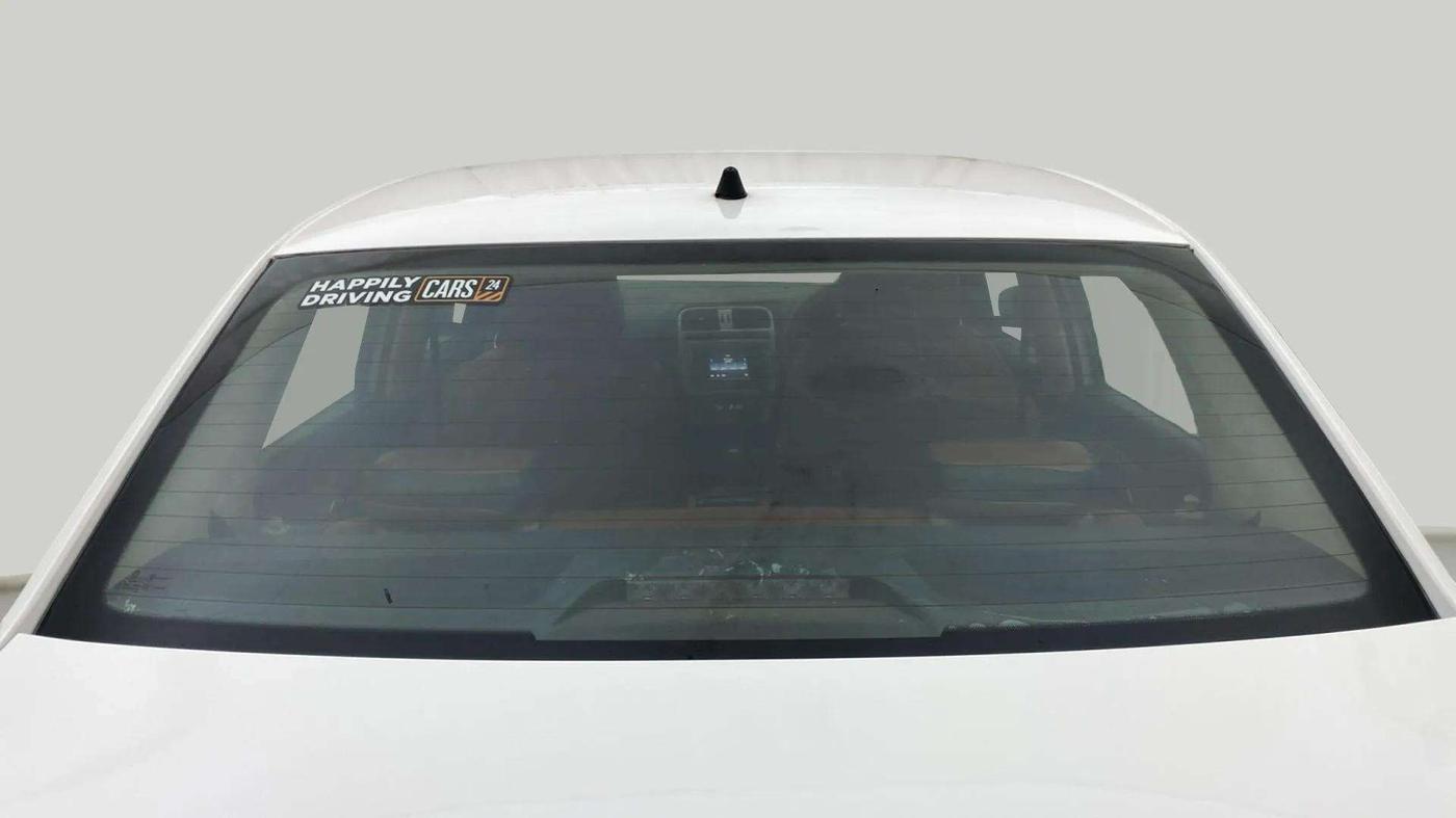 2016 Volkswagen Ameo HIGHLINE1.2L, Petrol, Manual, 59,575 km, Rear Windshield
