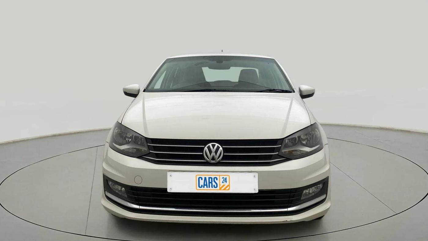 2017 Volkswagen Vento HIGHLINE PETROL AT, Petrol, Automatic, 54,354 km, Front