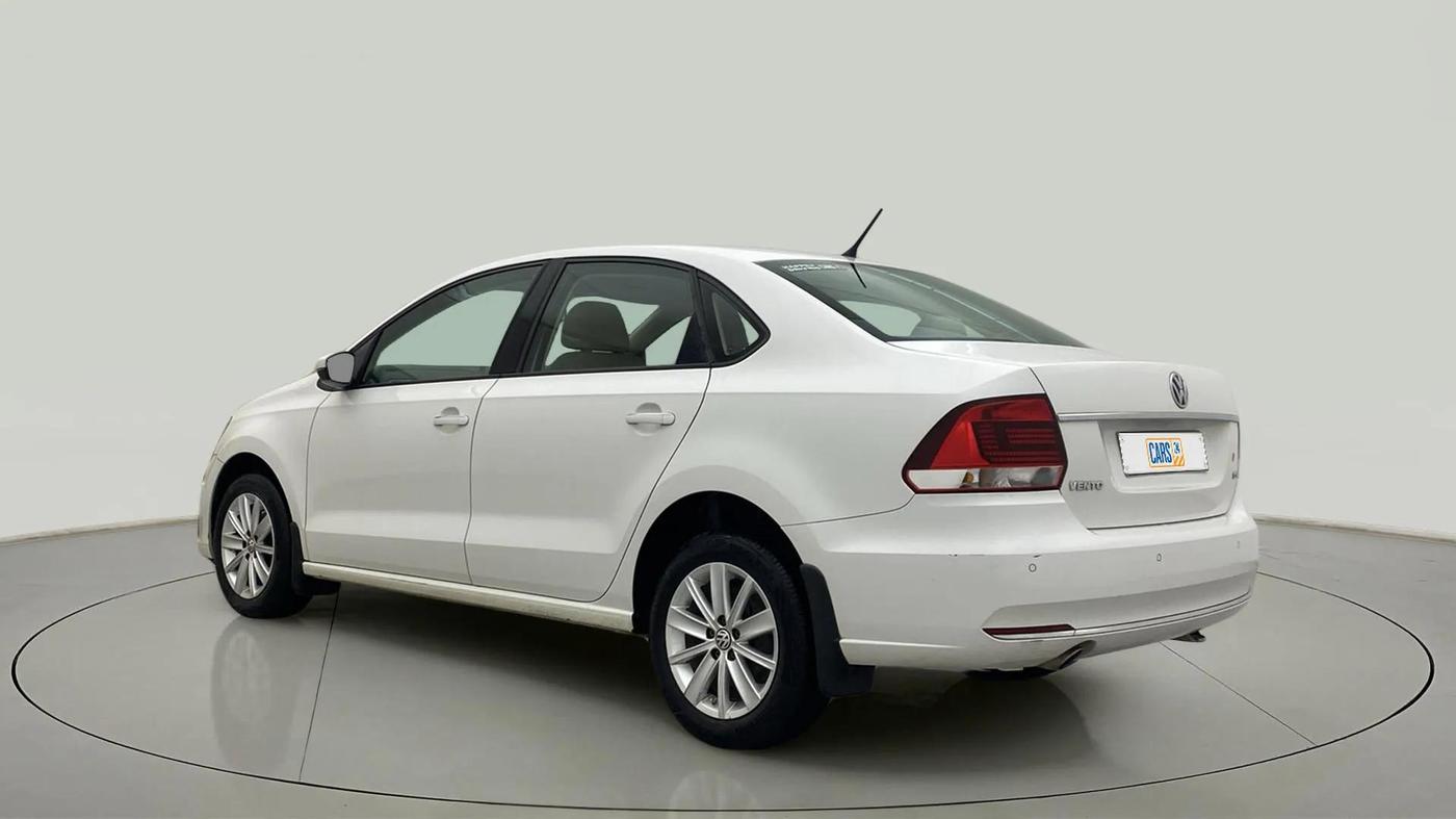2017 Volkswagen Vento HIGHLINE PETROL AT, Petrol, Automatic, 54,354 km, Left Back Diagonal