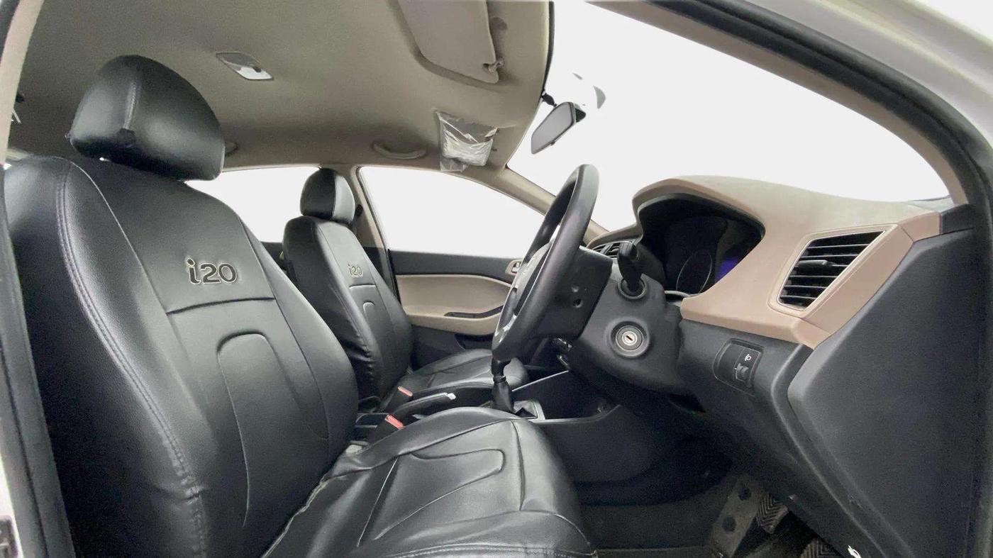 2019 Hyundai Elite i20 ERA 1.2, Petrol, Manual, 43,828 km, Right Side Front Door Cabin