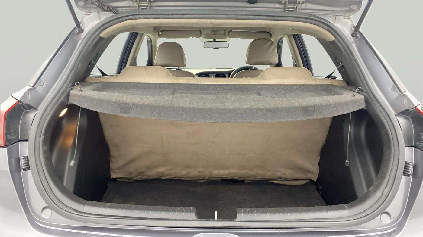 2015 Hyundai Elite i20 SPORTZ 1.2, Petrol, Manual, 92,824 km, Boot Open Zoomed View