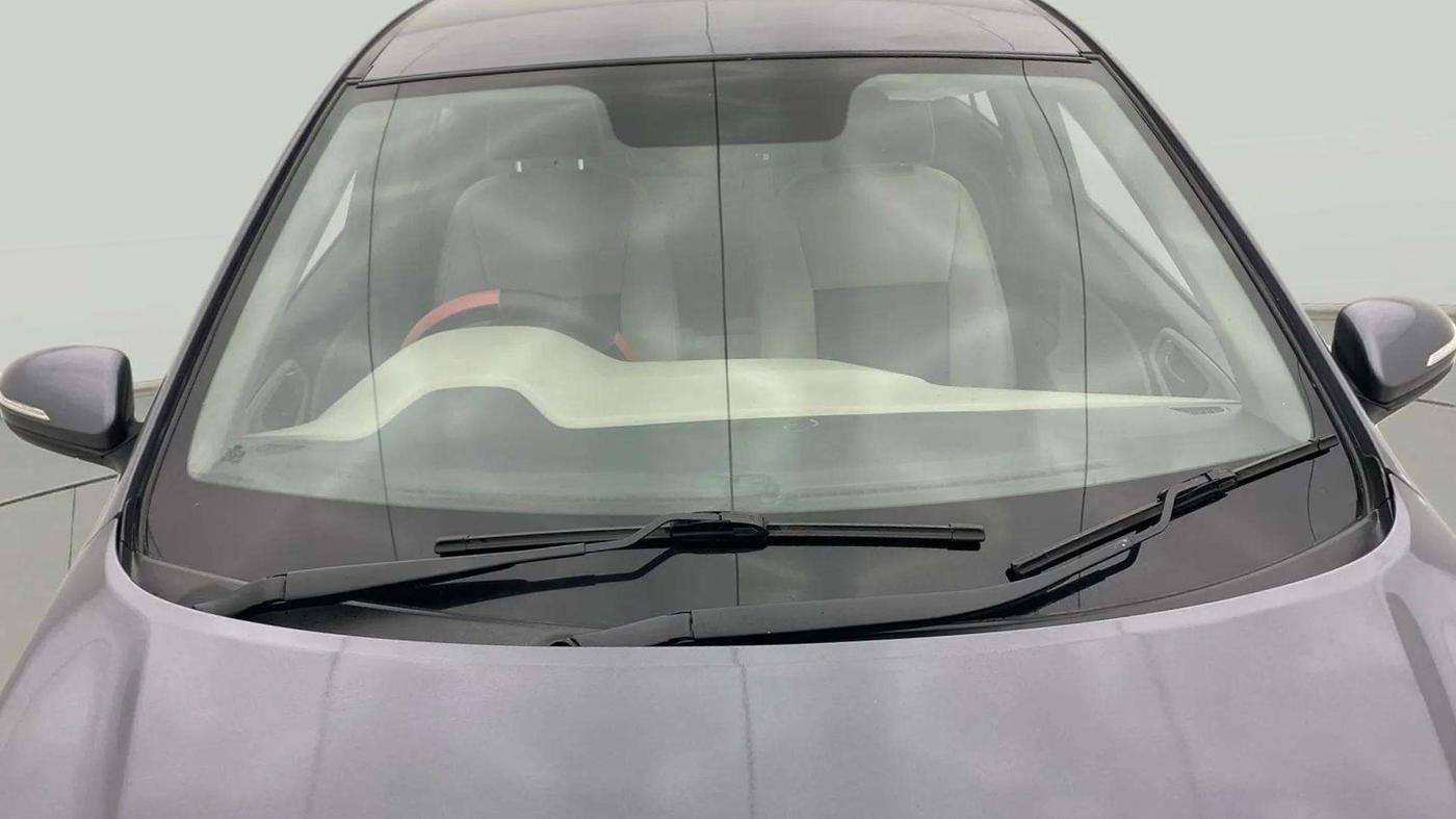 2015 Hyundai Elite i20 SPORTZ 1.2, Petrol, Manual, 92,824 km, Front Windshield