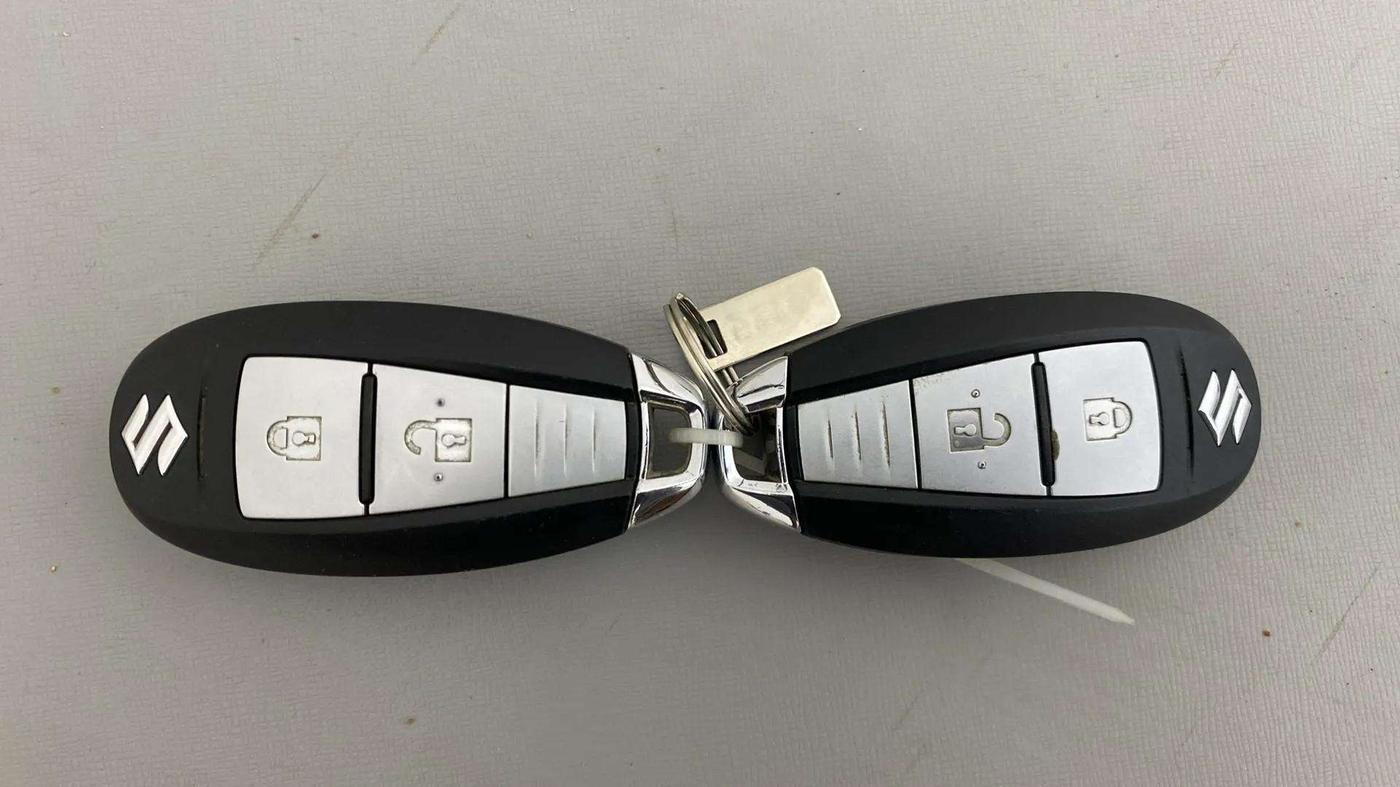 2019 Maruti IGNIS ZETA 1.2 AMT, Petrol, Automatic, 13,009 km, Key Close Up