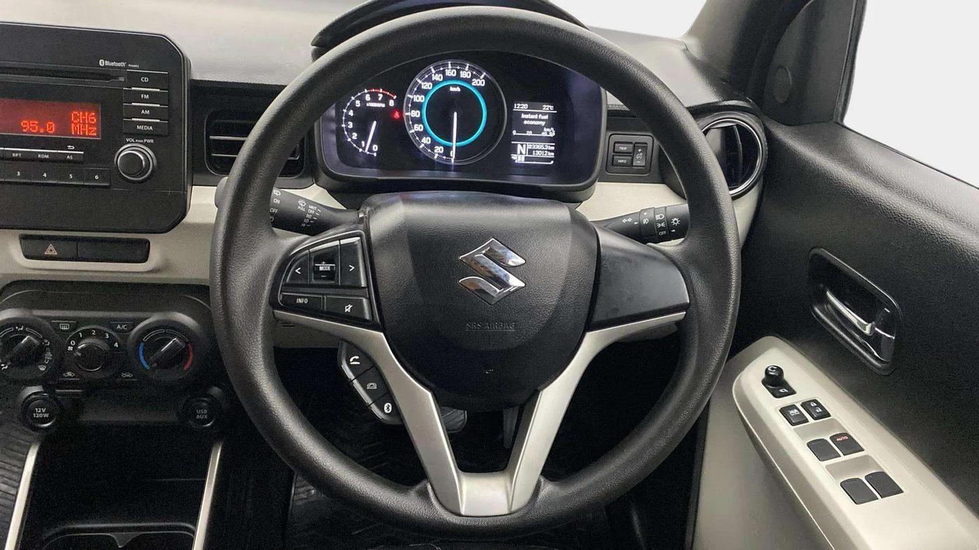 2019 Maruti IGNIS ZETA 1.2 AMT, Petrol, Automatic, 13,009 km, Steering Wheel Close Up