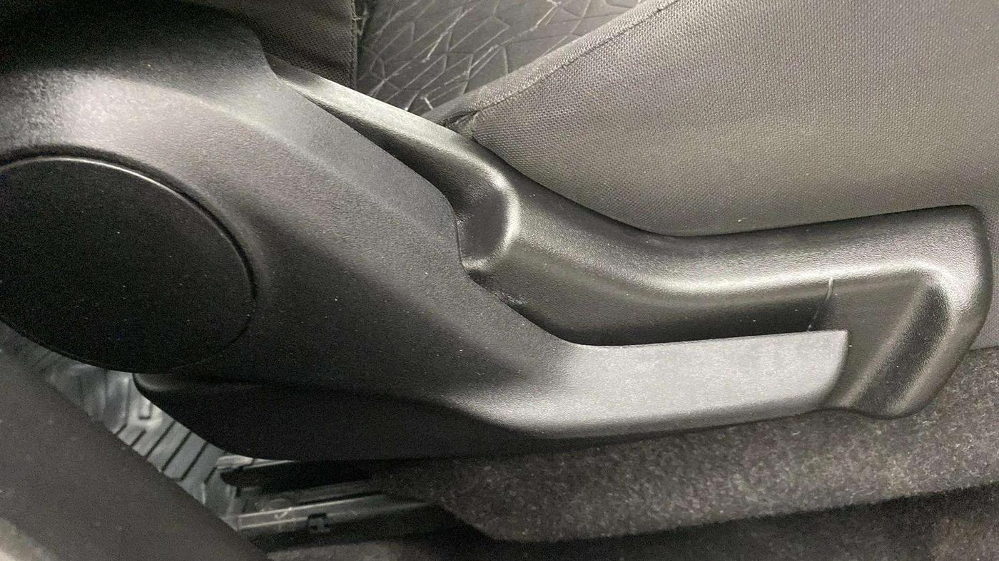 2019 Maruti IGNIS ZETA 1.2 AMT, Petrol, Automatic, 13,009 km, Driver Side Adjustment Panel