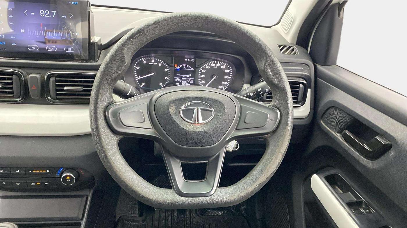 2023 Tata PUNCH PURE MT, Petrol, Manual, 22,790 km, Steering Wheel Close Up