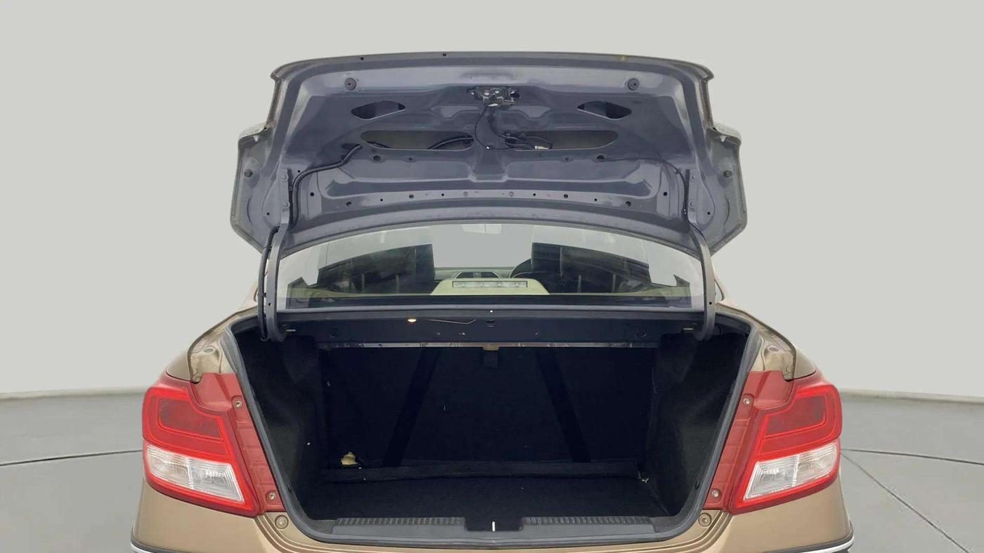 2020 Maruti Dzire VXI, Petrol, Manual, 25,113 km, Boot Door Open