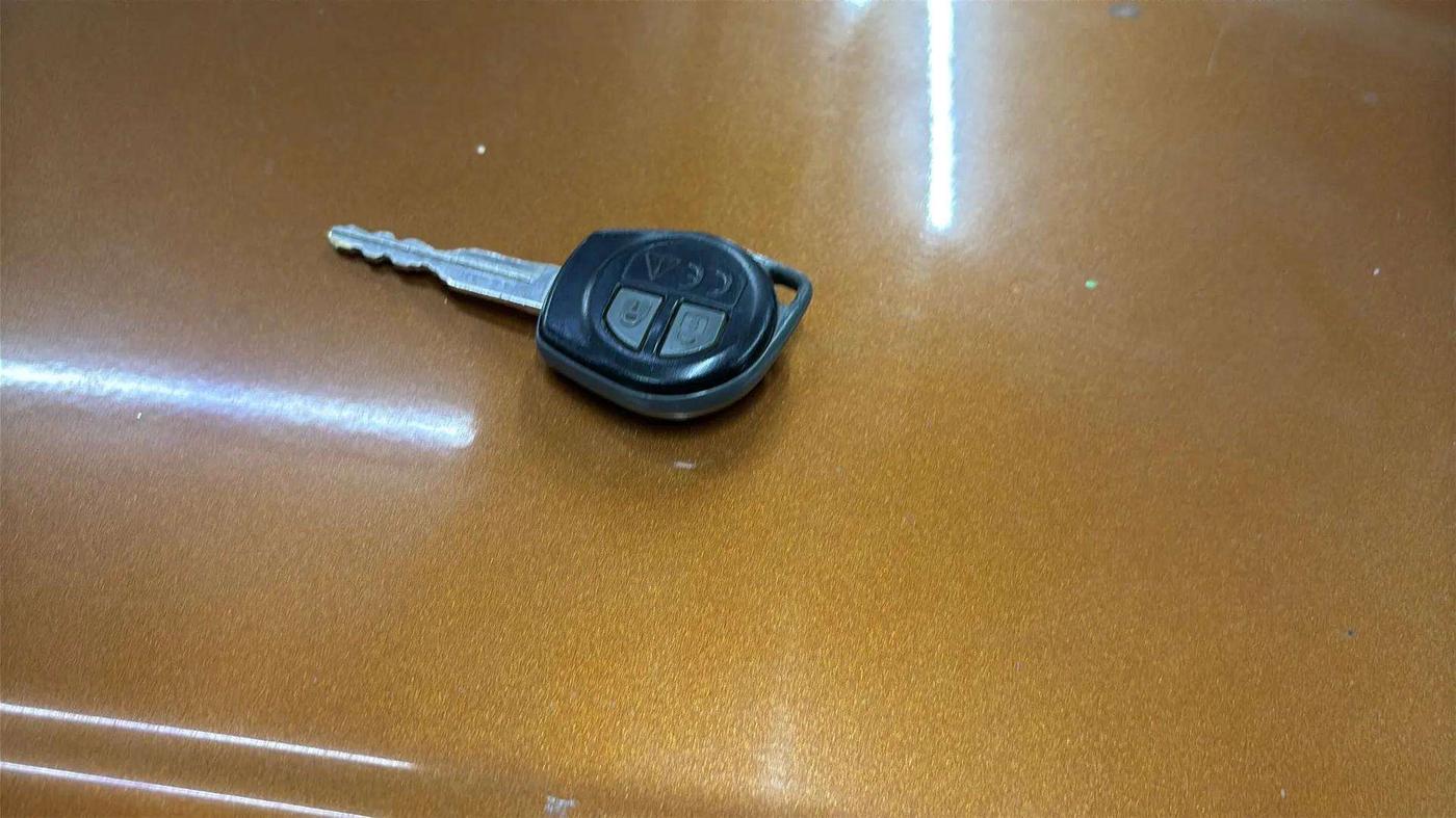 2017 Maruti Baleno DELTA PETROL 1.2, Petrol, Manual, 60,351 km, Key Close Up