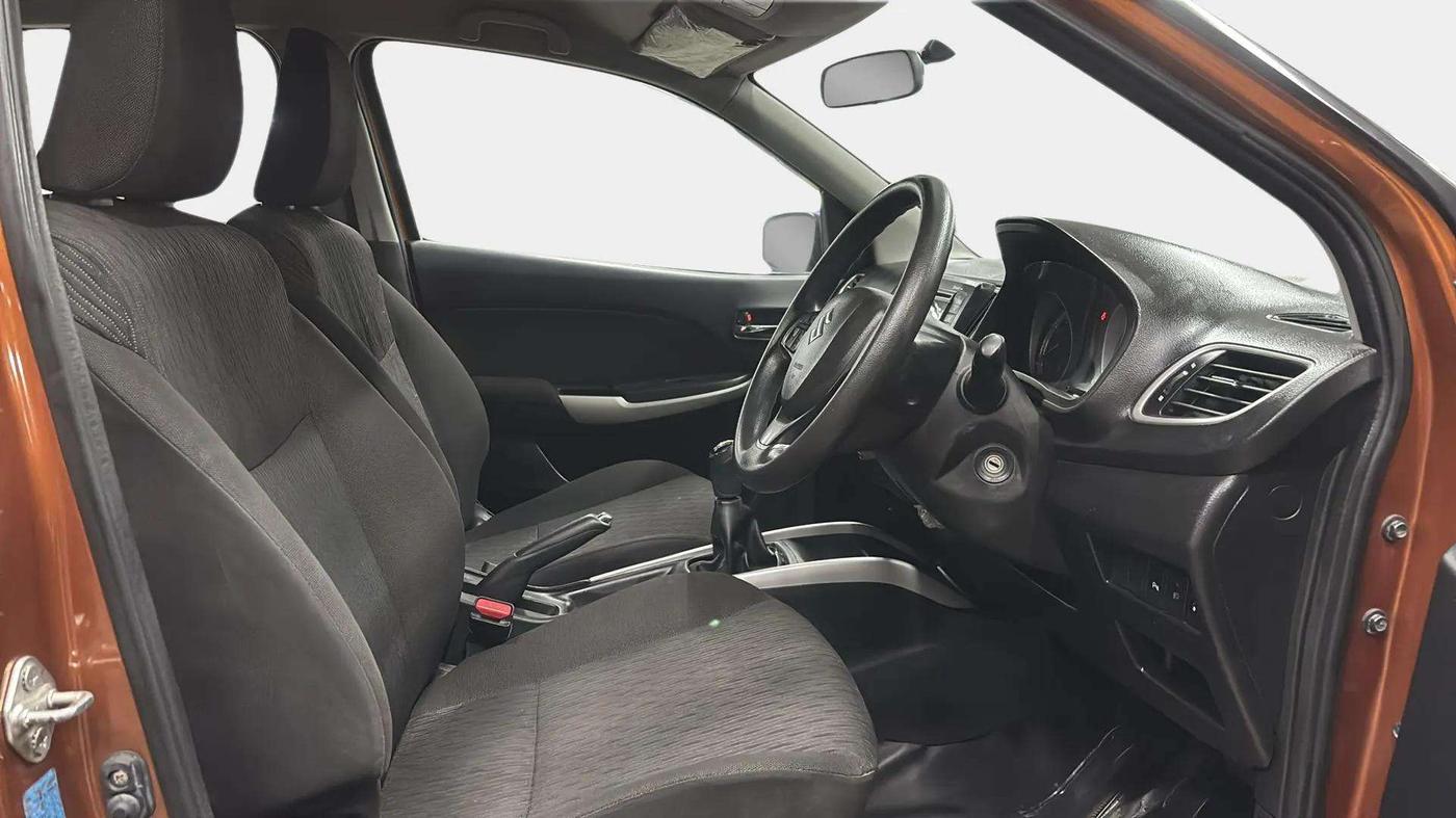 2017 Maruti Baleno DELTA PETROL 1.2, Petrol, Manual, 60,351 km, Right Side Front Door Cabin