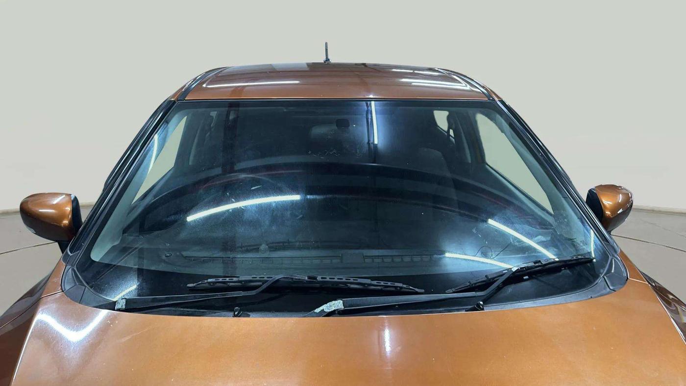 2017 Maruti Baleno DELTA PETROL 1.2, Petrol, Manual, 60,351 km, Front Windshield