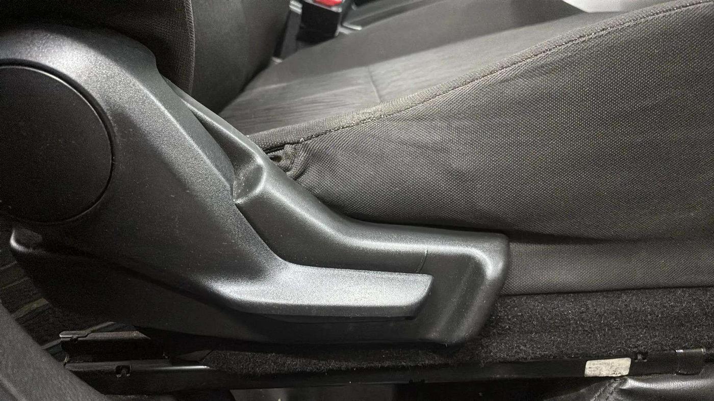 2017 Maruti Baleno DELTA PETROL 1.2, Petrol, Manual, 60,351 km, Driver Side Adjustment Panel