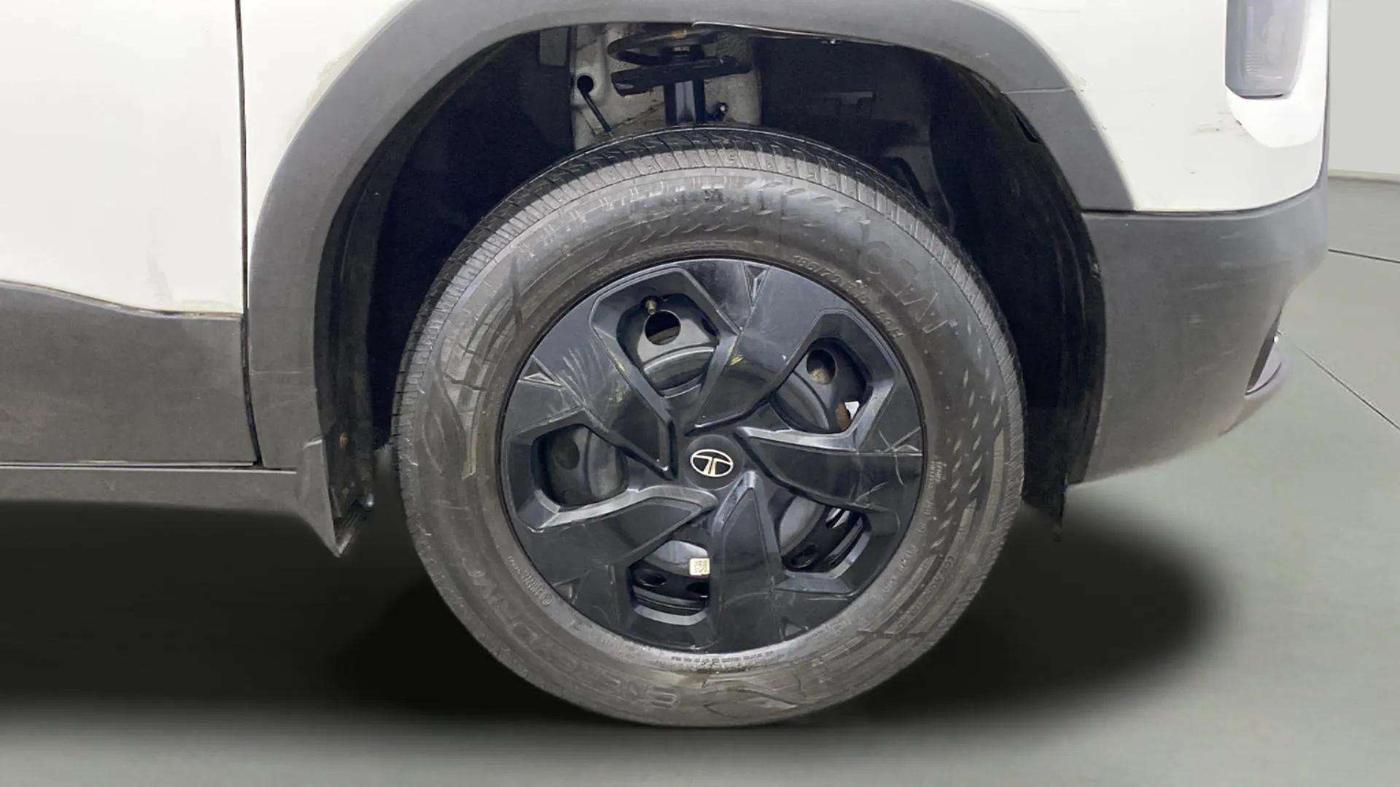 2024 Tata PUNCH ADVENTURE MT CNG , CNG, Manual, 23,270 km, Right Front Wheel