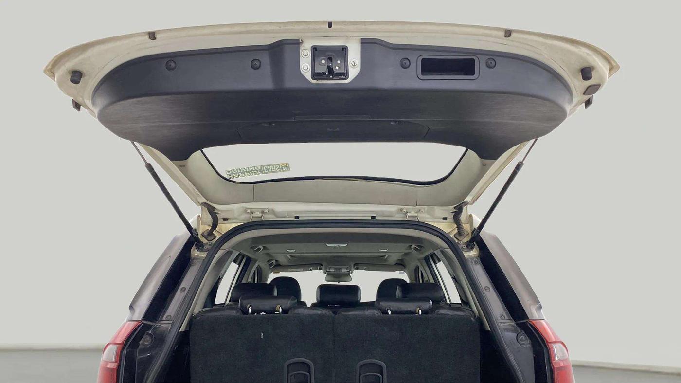 2019 Mahindra XUV500 W9, Diesel, Manual, 47,557 km, Boot Door Open