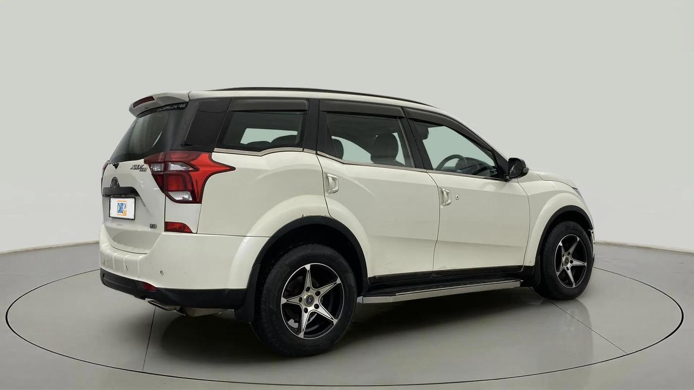 2019 Mahindra XUV500 W9, Diesel, Manual, 47,557 km, Right Back Diagonal