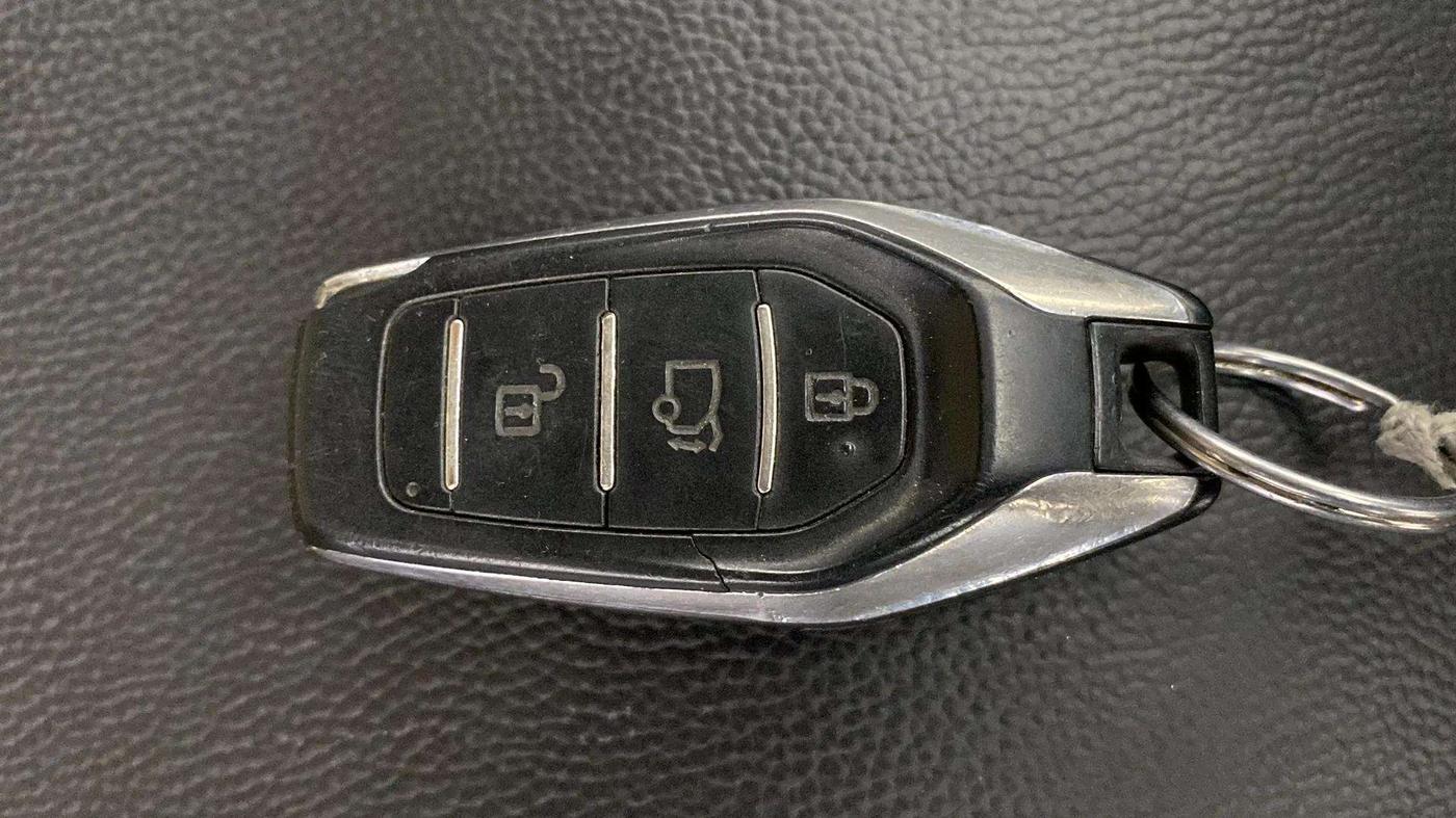 2019 Mahindra XUV500 W9, Diesel, Manual, 47,557 km, Key Close Up