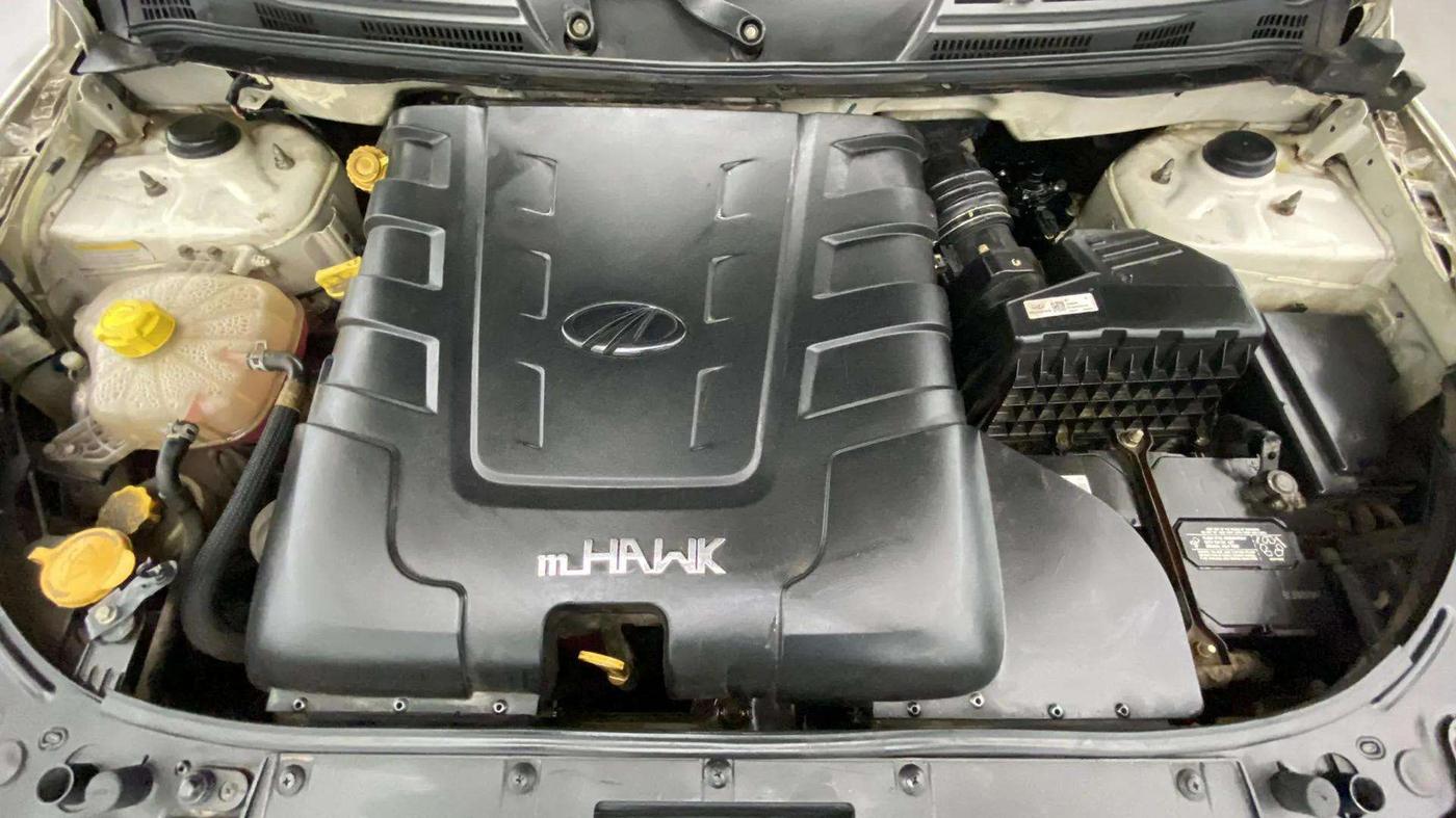 2019 Mahindra XUV500 W9, Diesel, Manual, 47,557 km, Engine View