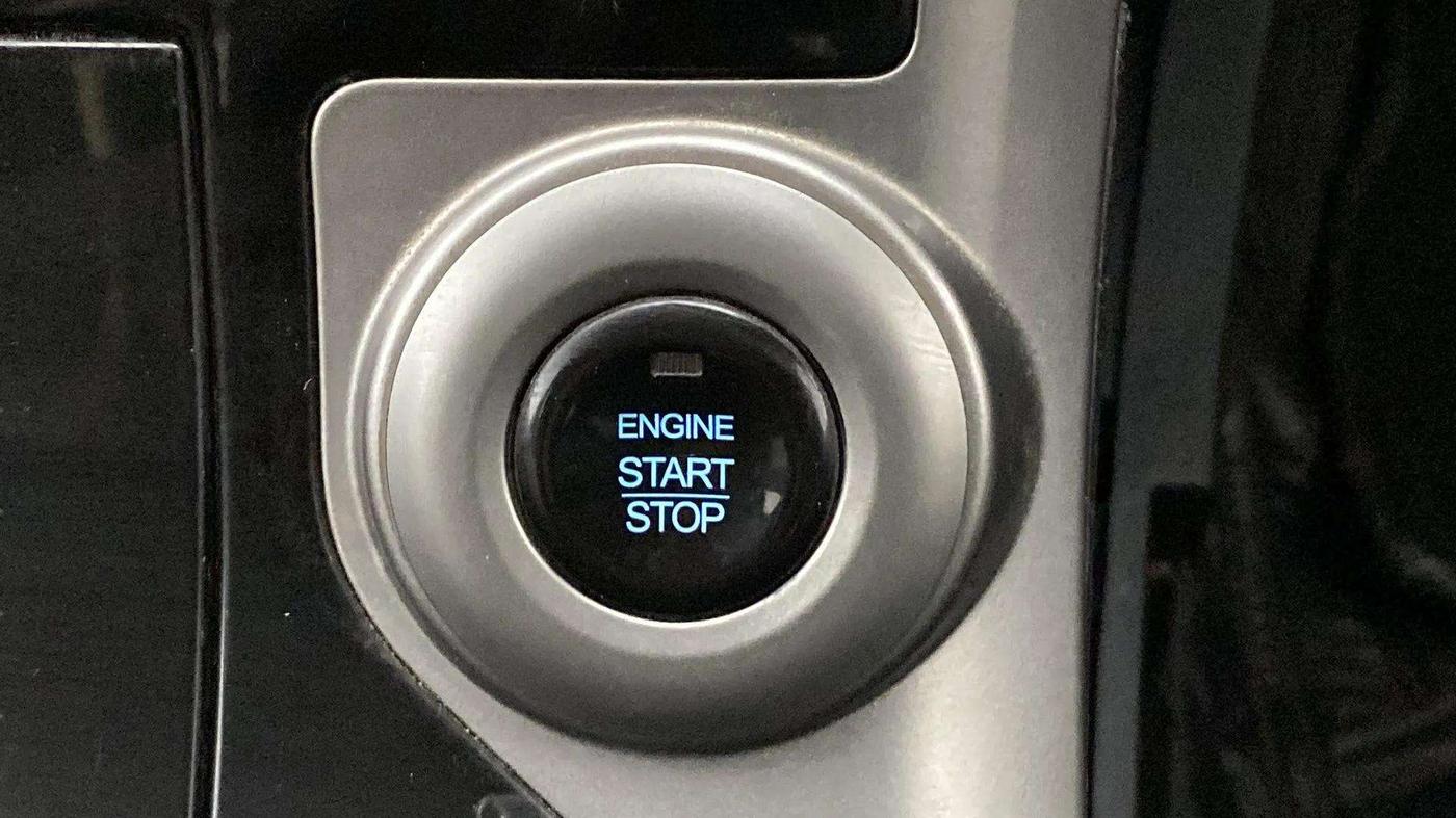 2019 Mahindra XUV500 W9, Diesel, Manual, 47,557 km, Keyless Start/ Stop Button