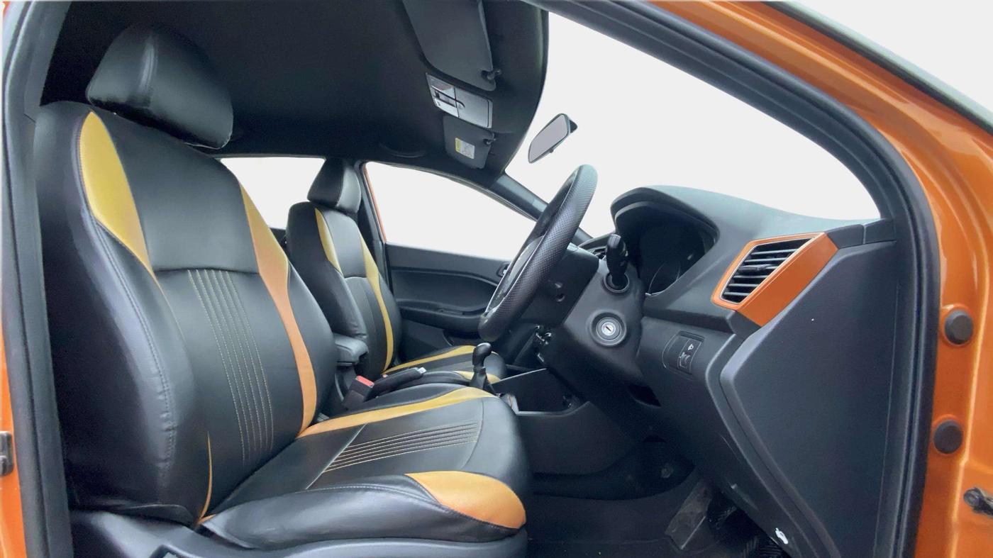 2019 Hyundai Elite i20 SPORTZ PLUS 1.2 DUAL TONE, Petrol, Manual, 41,978 km, Right Side Front Door Cabin