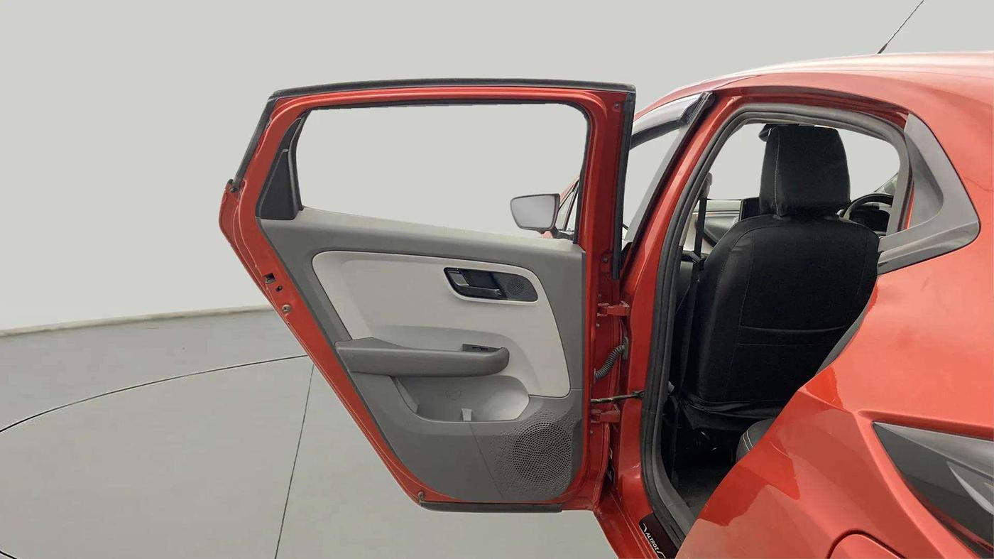 2020 Tata ALTROZ XT PETROL, Petrol, Manual, 48,571 km, LHS Rear Door