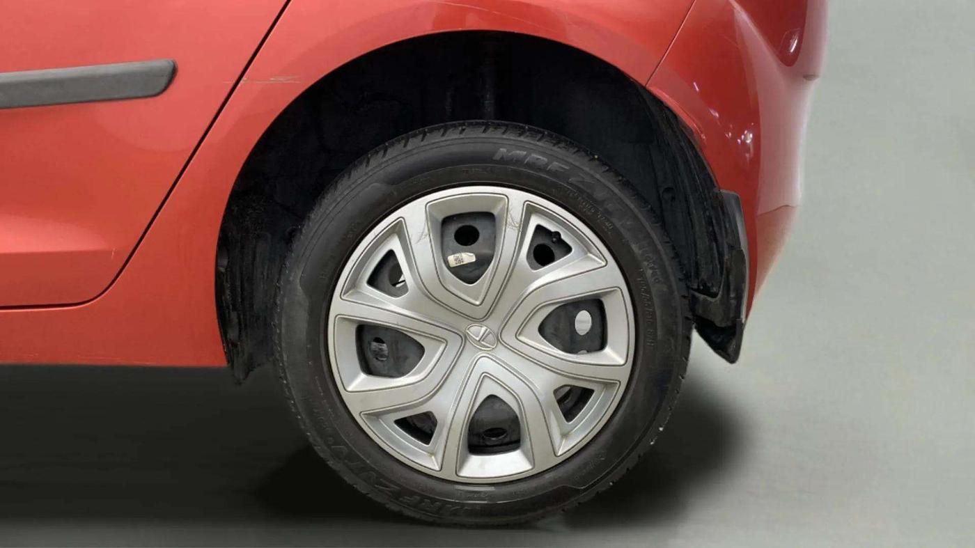 2020 Tata ALTROZ XT PETROL, Petrol, Manual, 48,571 km, Left Rear Wheel