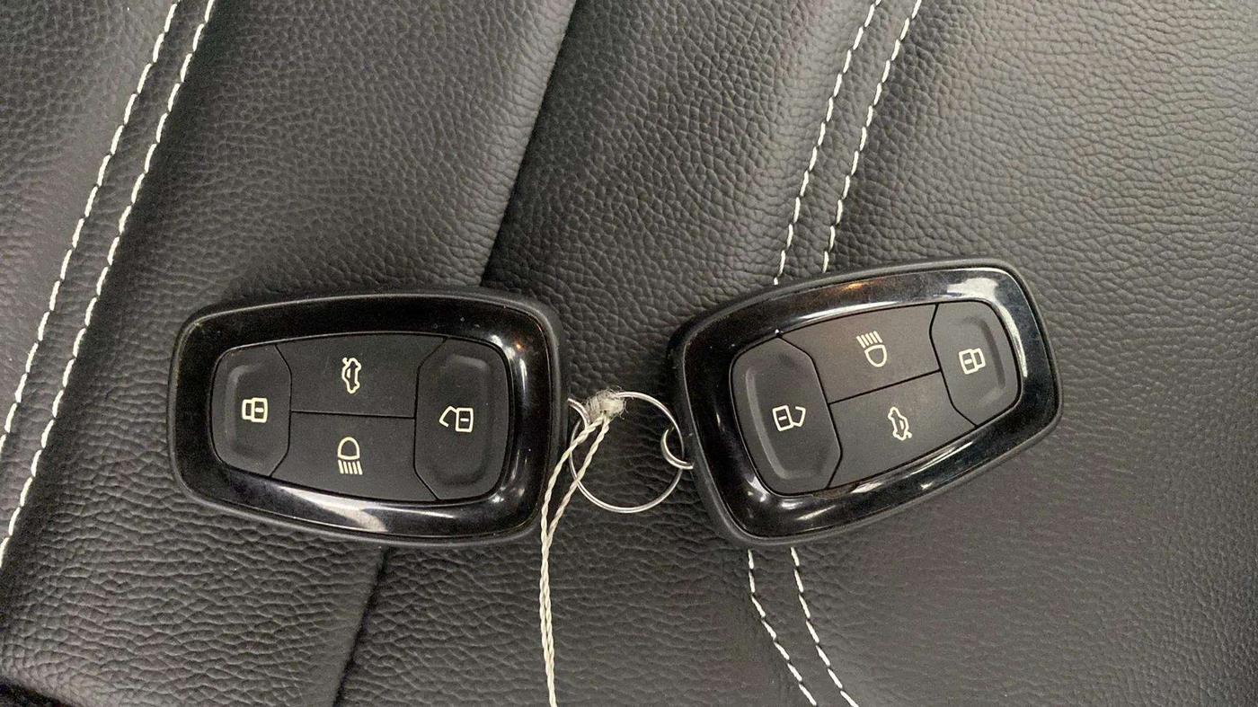 2020 Tata ALTROZ XT PETROL, Petrol, Manual, 48,571 km, Key Close Up