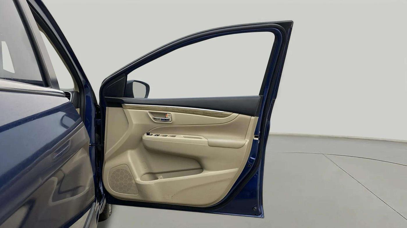 2020 Maruti Ciaz ALPHA  AT 1.5 SHVS PETROL, Petrol, Automatic, 16,826 km, RHS Front Door