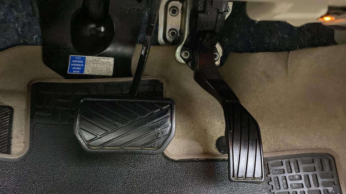 2020 Maruti Ciaz ALPHA  AT 1.5 SHVS PETROL, Petrol, Automatic, 16,826 km, Pedals