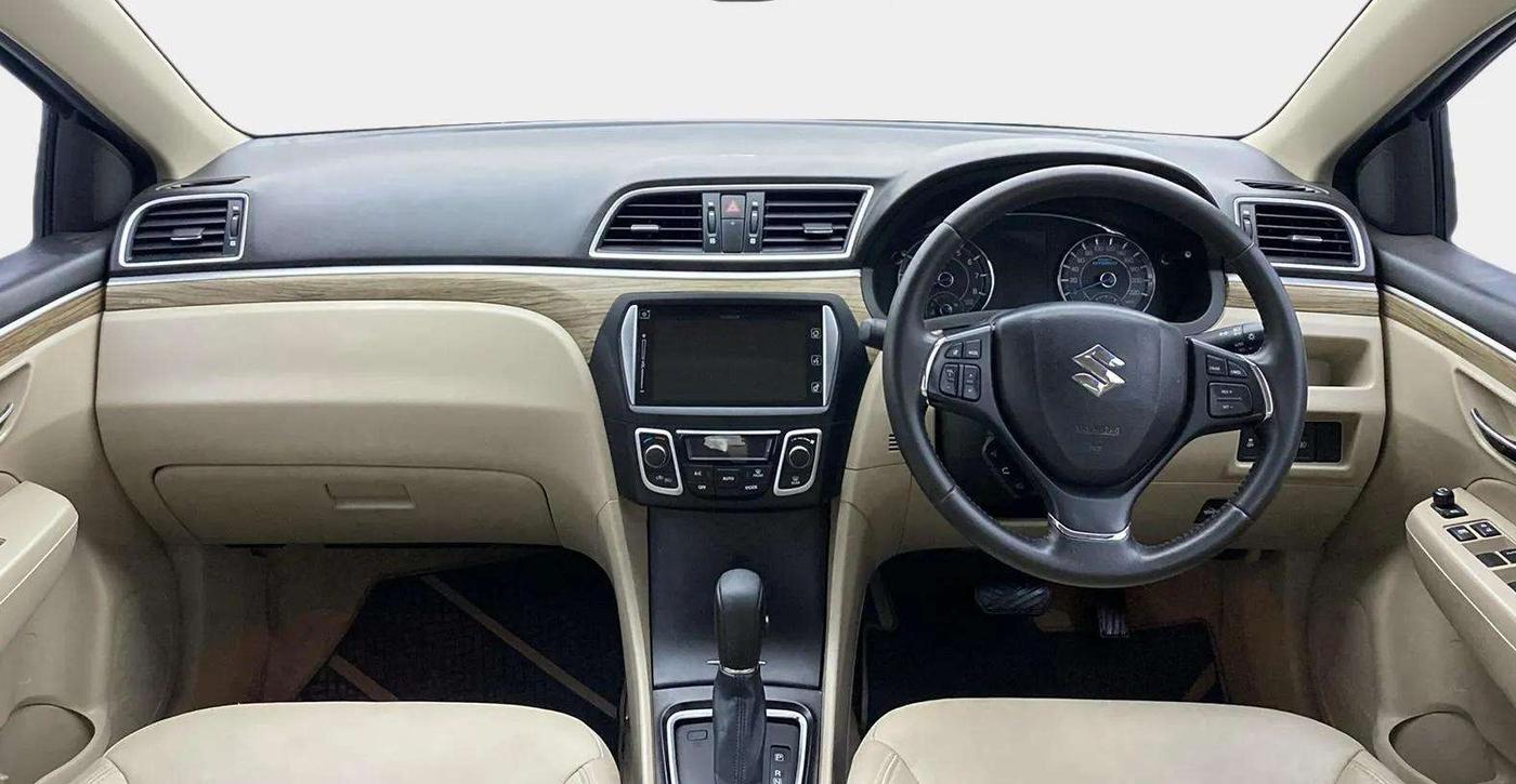 2020 Maruti Ciaz ALPHA  AT 1.5 SHVS PETROL, Petrol, Automatic, 16,826 km, Dashboard