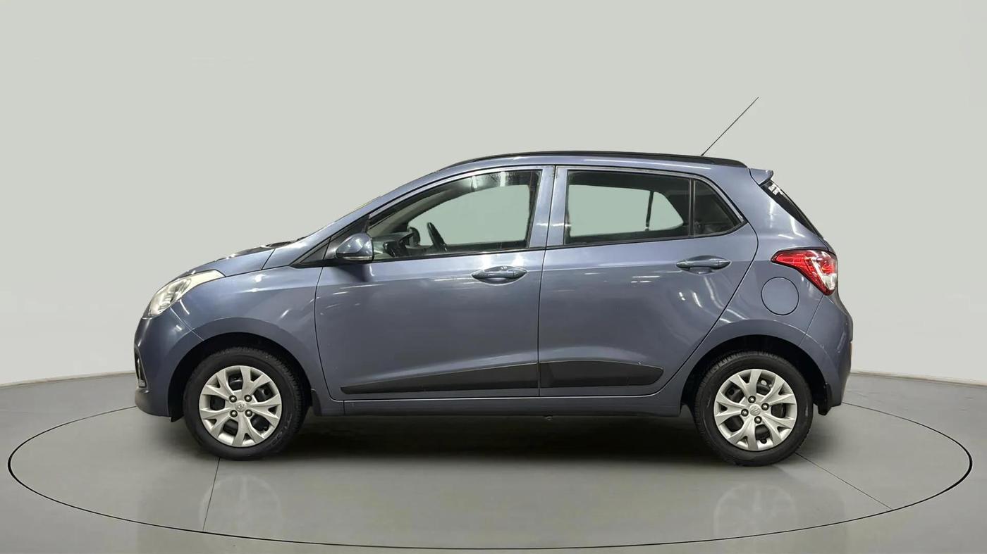 2016 Hyundai Grand i10 SPORTZ 1.2 KAPPA VTVT, Petrol, Manual, 11,663 km, Left Side