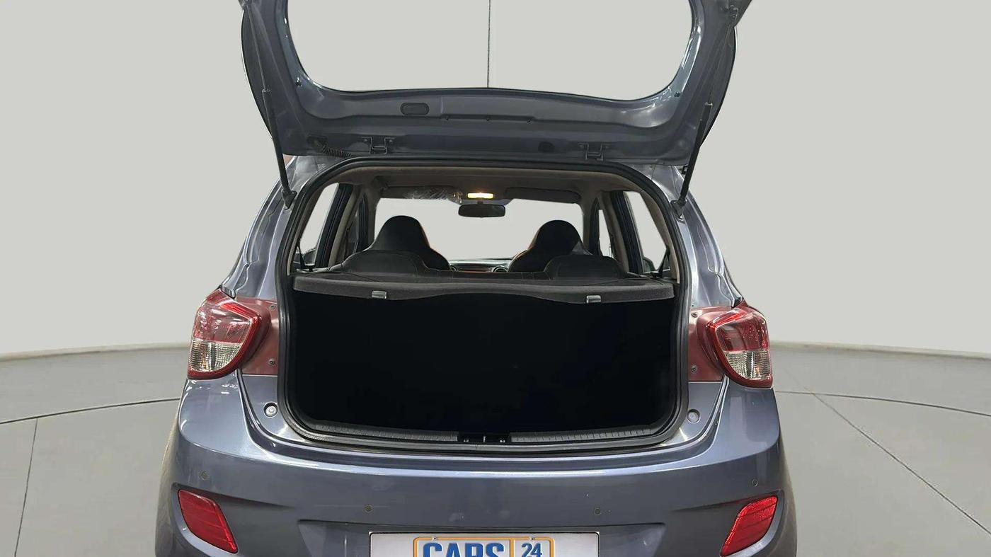 2016 Hyundai Grand i10 SPORTZ 1.2 KAPPA VTVT, Petrol, Manual, 11,663 km, Boot Open Zoomed View