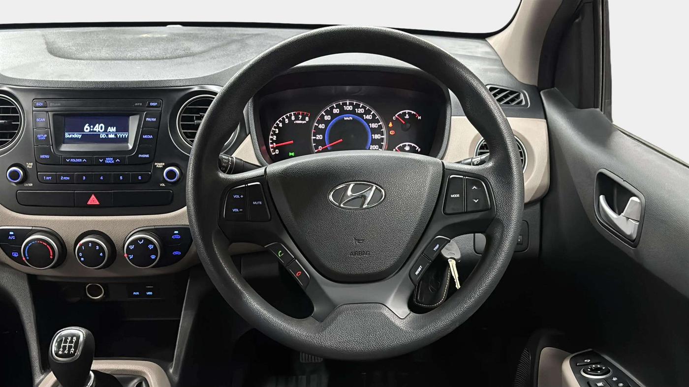 2016 Hyundai Grand i10 SPORTZ 1.2 KAPPA VTVT, Petrol, Manual, 11,663 km, Steering Wheel Close Up