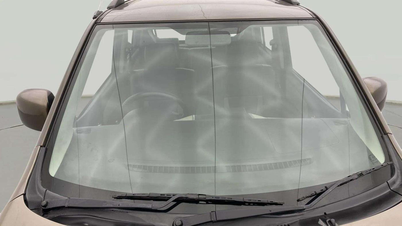 2015 Maruti Wagon R 1.0 VXI, Petrol, Manual, 72,372 km, Front Windshield