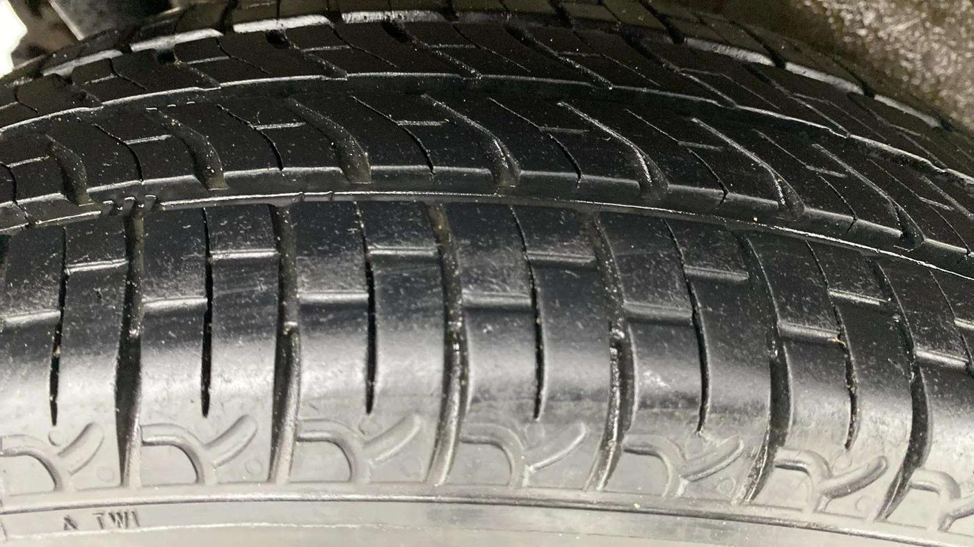 2015 Maruti Wagon R 1.0 VXI, Petrol, Manual, 72,372 km, Right Rear Tyre Tread