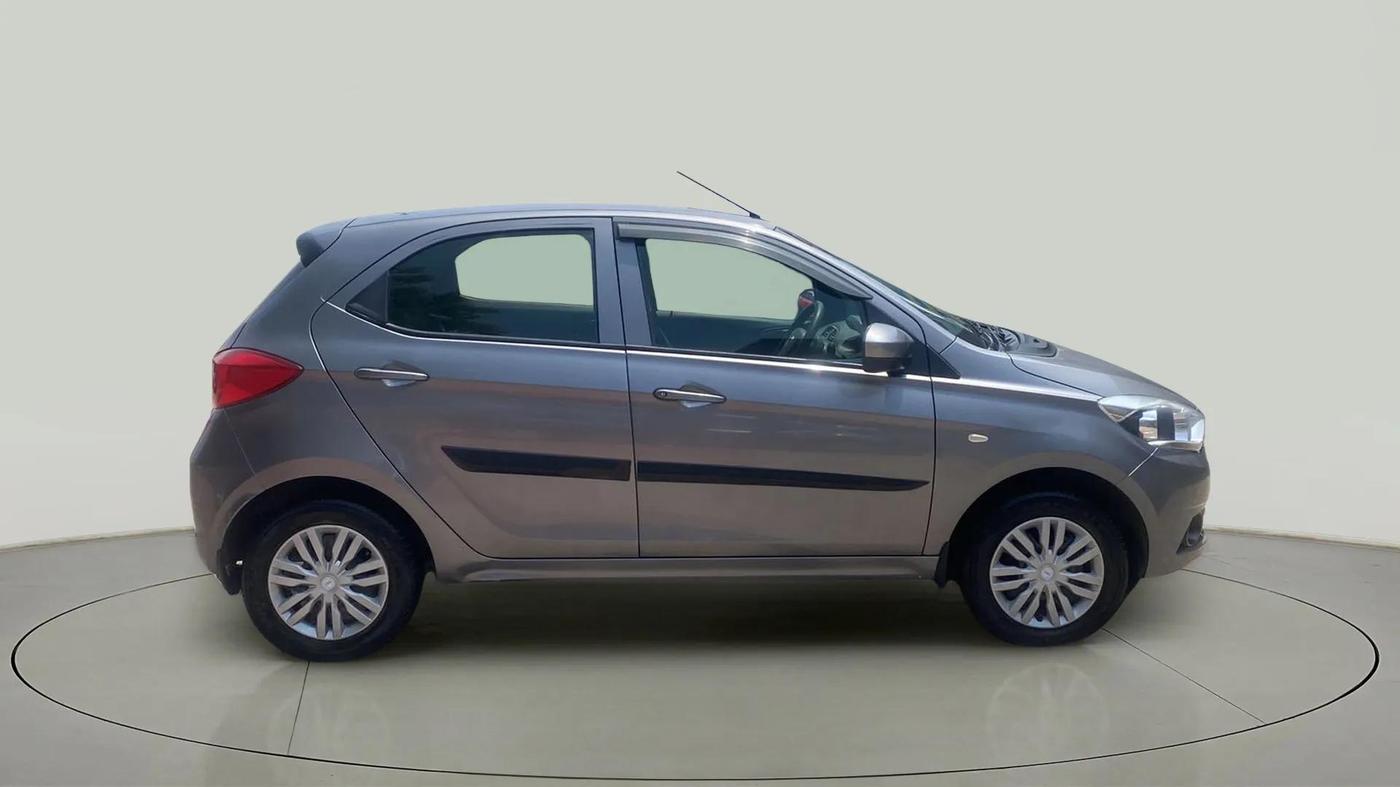 2019 Tata Tiago XZ PETROL, Petrol, Manual, 21,419 km, Right Side View