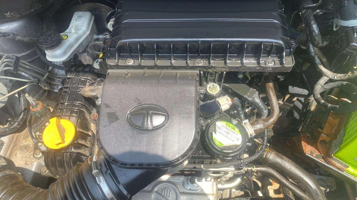 2019 Tata Tiago XZ PETROL, Petrol, Manual, 21,419 km, Open Bonet