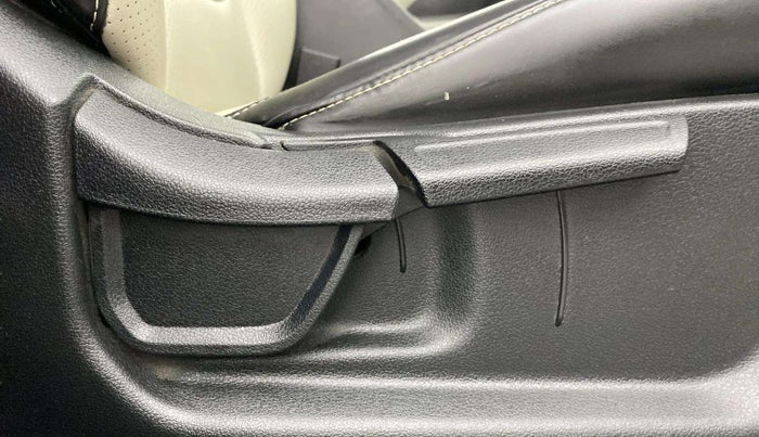 2021 Hyundai Creta SX IVT 1.5 PETROL, Petrol, Automatic, 29,263 km, Driver Side Adjustment Panel