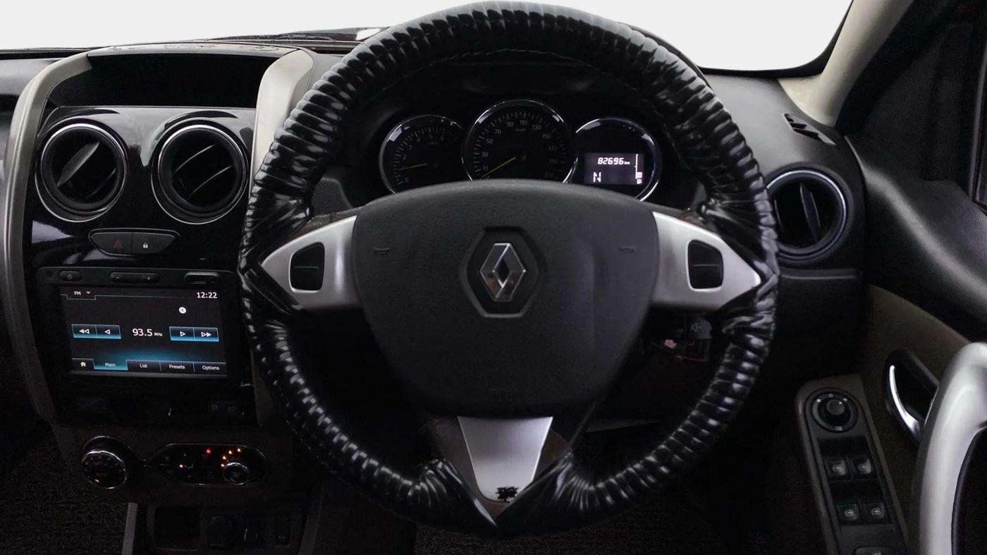 2017 Renault Duster 110 PS RXZ 4X2 AMT DIESEL, Diesel, Automatic, 82,778 km, Steering Wheel Close Up