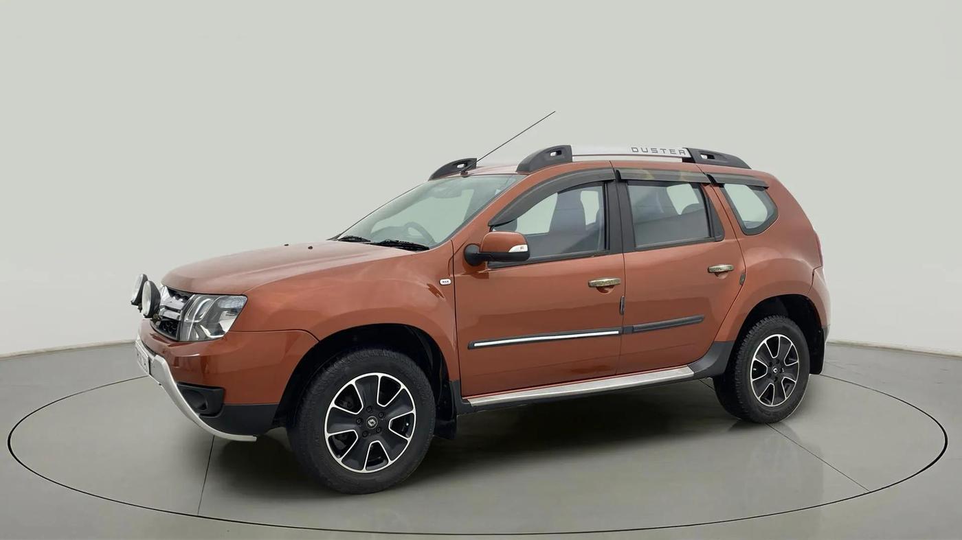 2017 Renault Duster 110 PS RXZ 4X2 AMT DIESEL, Diesel, Automatic, 82,778 km, Left Front Diagonal