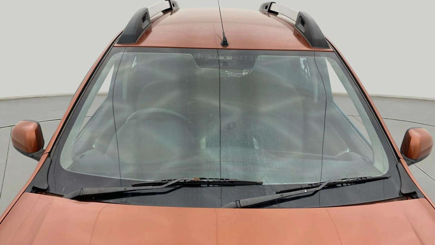 2017 Renault Duster 110 PS RXZ 4X2 AMT DIESEL, Diesel, Automatic, 82,778 km, Front Windshield