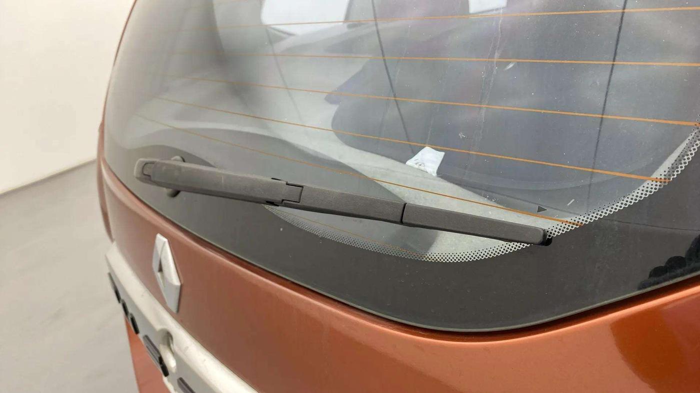 2017 Renault Duster 110 PS RXZ 4X2 AMT DIESEL, Diesel, Automatic, 82,778 km, Rear Wiper