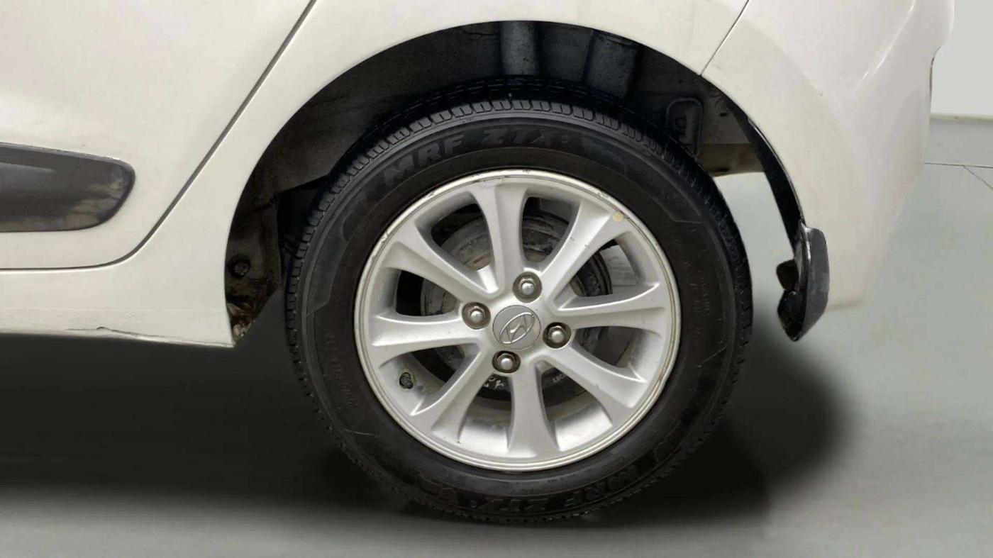 2015 Hyundai Grand i10 ASTA 1.2 KAPPA VTVT, Petrol, Manual, 29,514 km, Left Rear Wheel