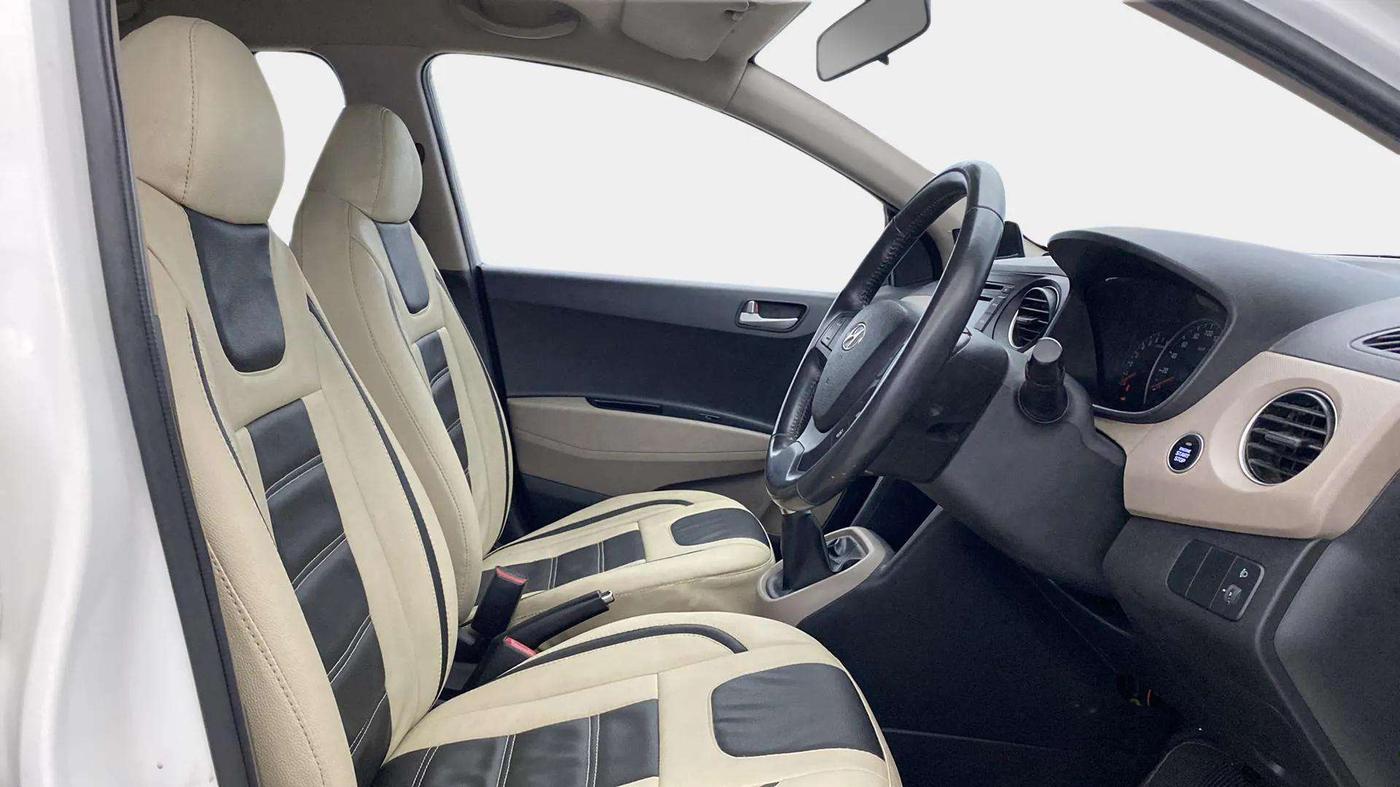 2015 Hyundai Grand i10 ASTA 1.2 KAPPA VTVT, Petrol, Manual, 29,514 km, Right Side Front Door Cabin