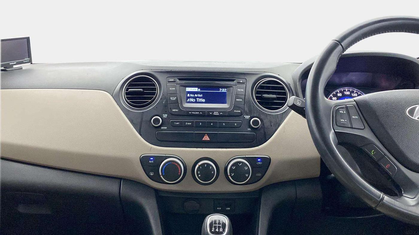 2015 Hyundai Grand i10 ASTA 1.2 KAPPA VTVT, Petrol, Manual, 29,514 km, Air Conditioner