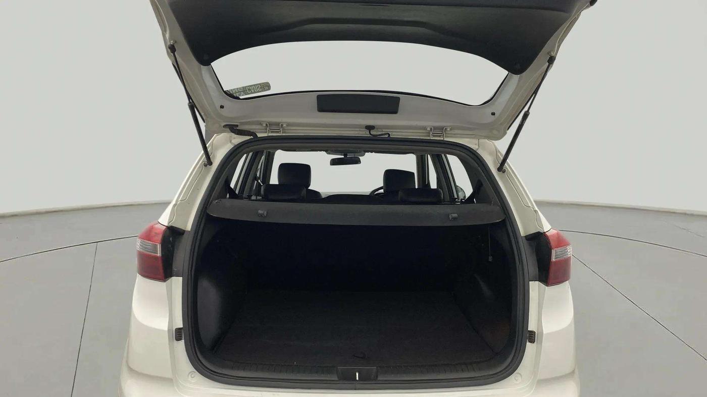 2017 Hyundai Creta SX PLUS 1.6 DIESEL, Diesel, Manual, 92,334 km, Boot Open Zoomed View