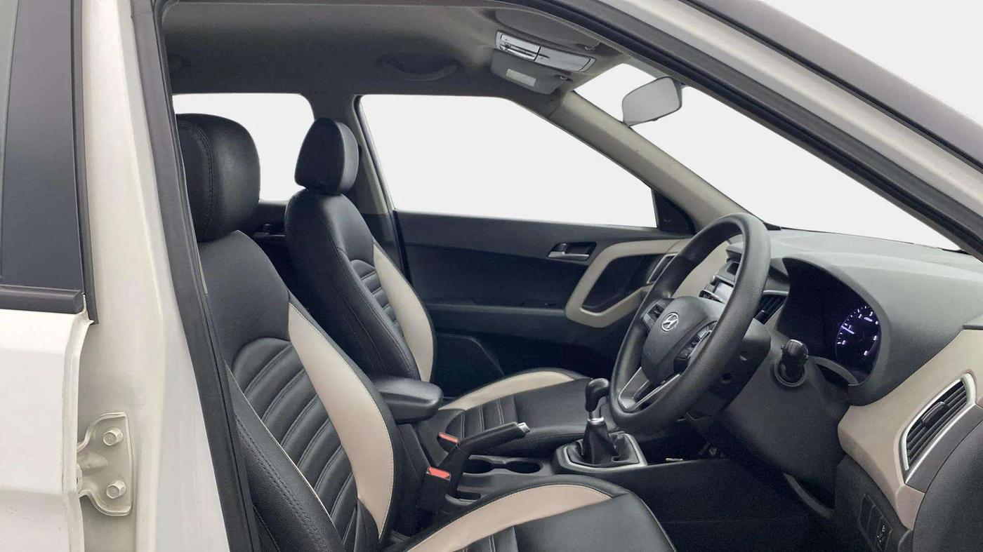 2017 Hyundai Creta SX PLUS 1.6 DIESEL, Diesel, Manual, 92,334 km, Right Side Front Door Cabin
