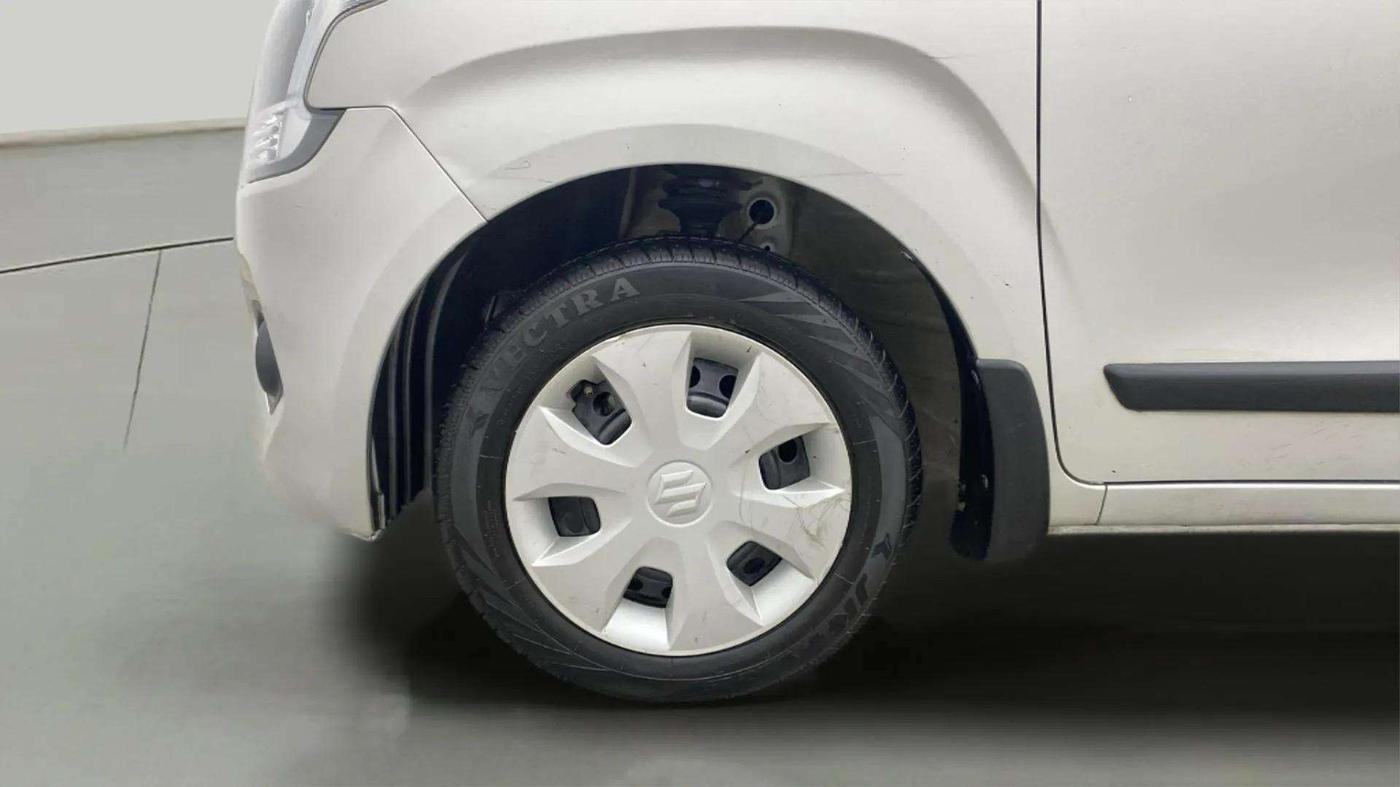 2022 Maruti New Wagon-R VXI CNG 1.0, CNG, Manual, 62,320 km, Left Front Wheel