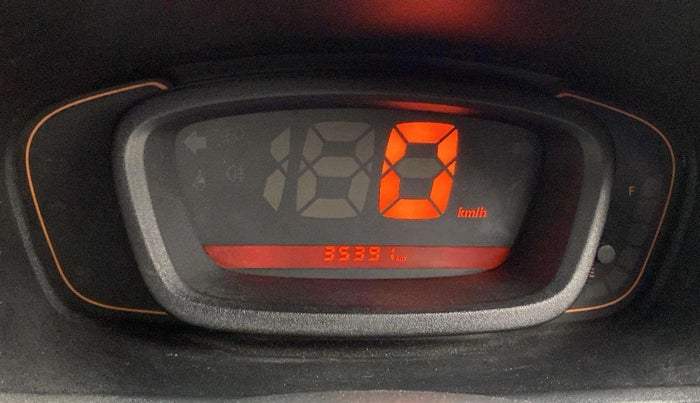 2015 Renault Kwid RXT 0.8, Petrol, Manual, 35,418 km, Odometer Image